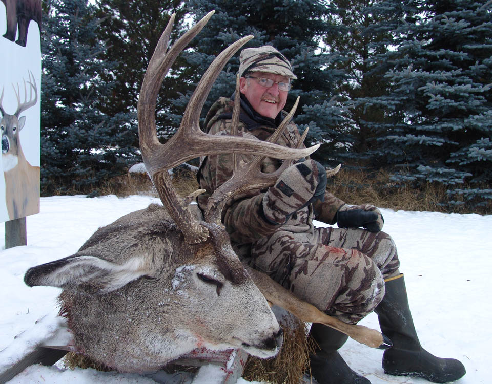 North Star Outfitting Mule Deer Hunting Outfitters